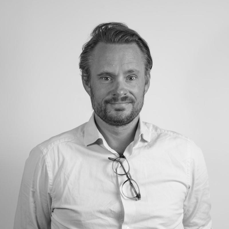 Medarbetare Robin på Express Retail